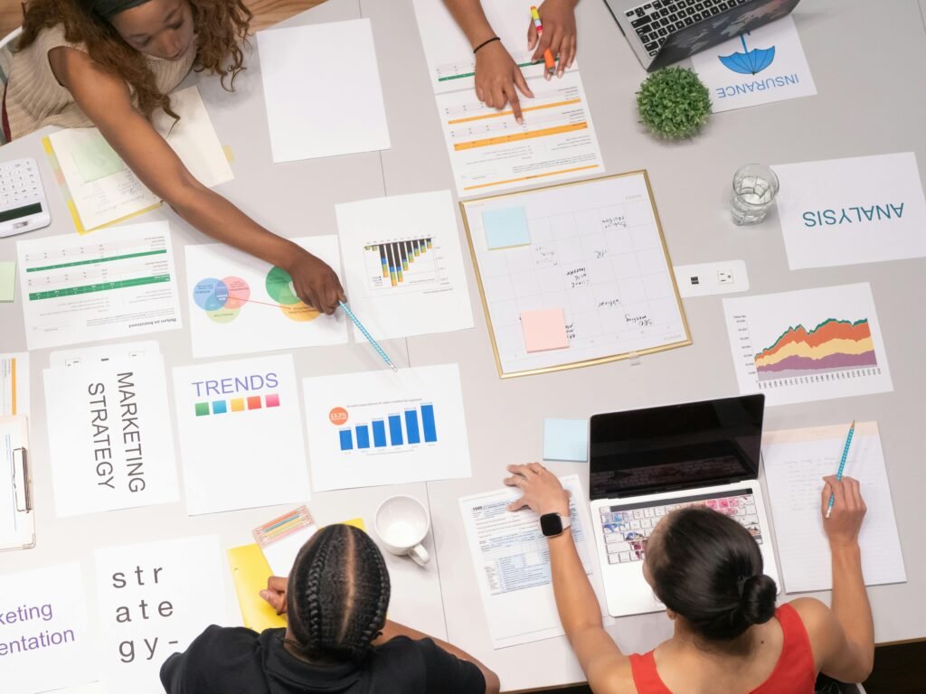 How to Launch an Affiliate Marketing Company That Will Bring in Cash in 2025